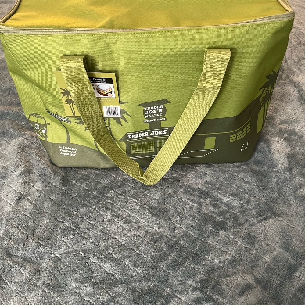 Trader Joes Insulated Reusable Grocery Bag Lime Green Pasadena 1967 Large Tote